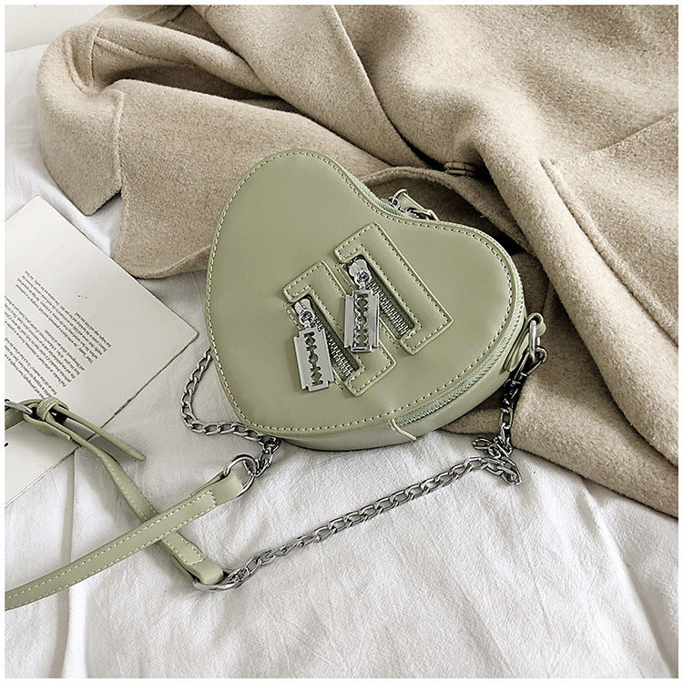 Gothic Heart Shaped Blade Zipper Chain Bag