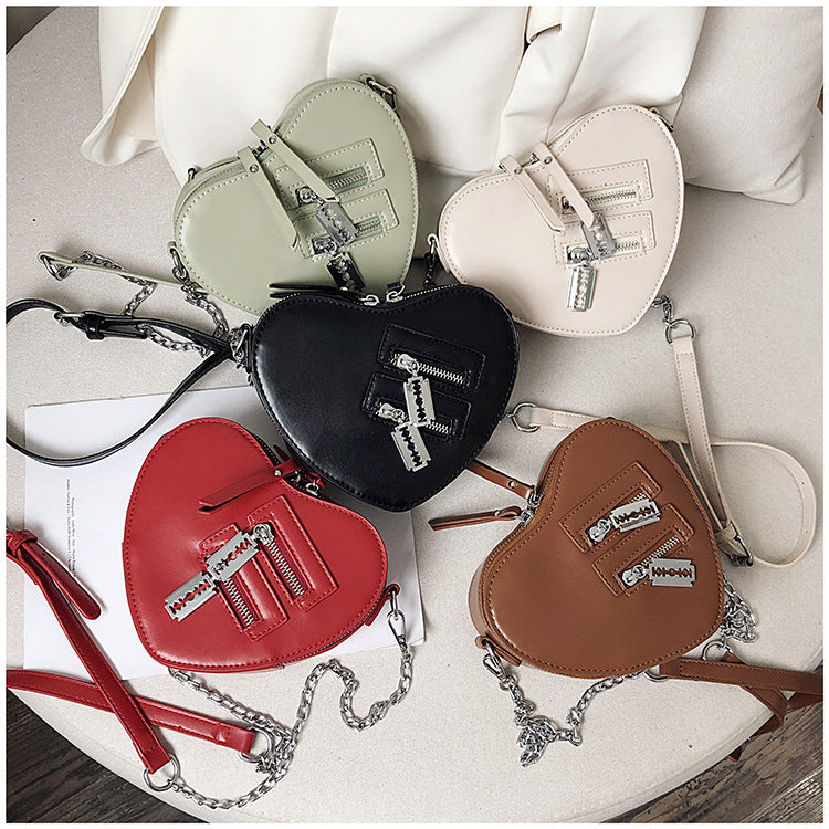 Gothic Heart Shaped Blade Zipper Chain Bag