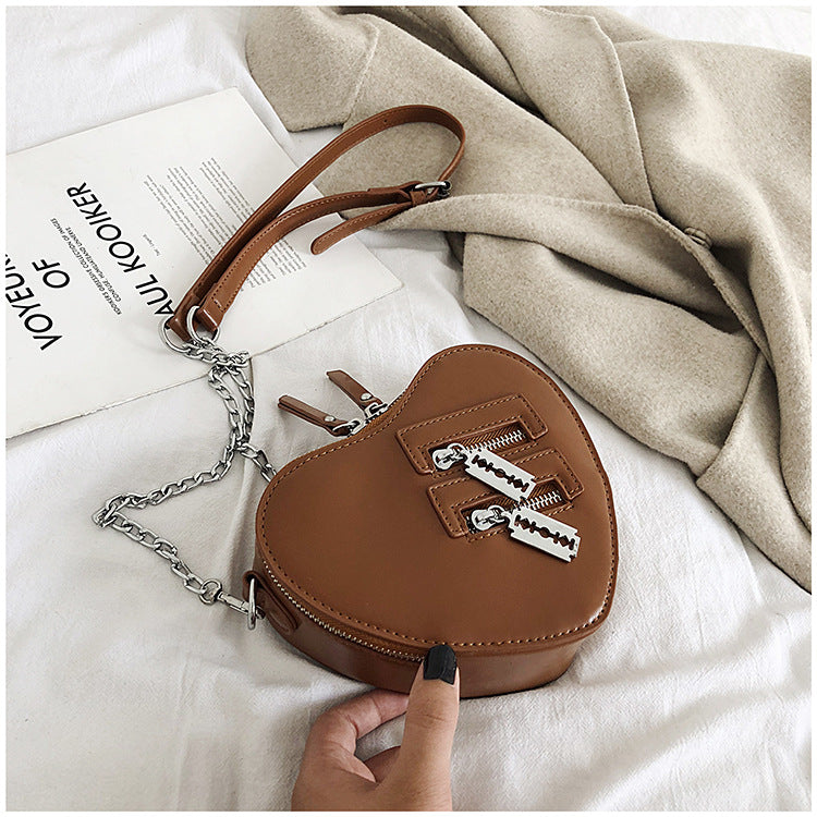 Gothic Heart Shaped Blade Zipper Chain Bag