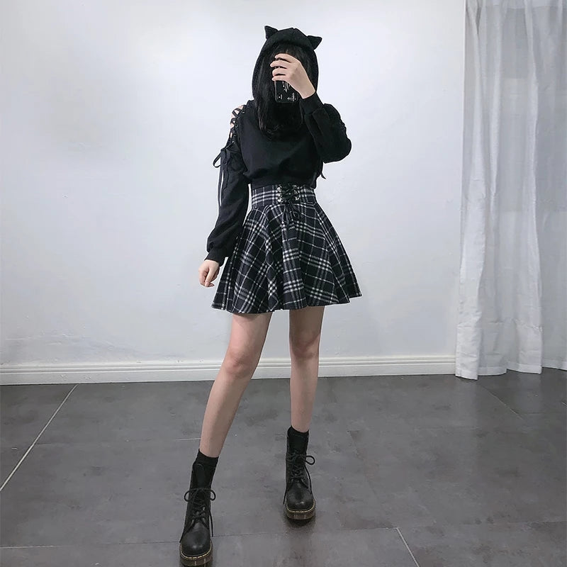 Gothic Harajuku Black White Lace Up Plaid Mini Skirt – ROCK 'N DOLL