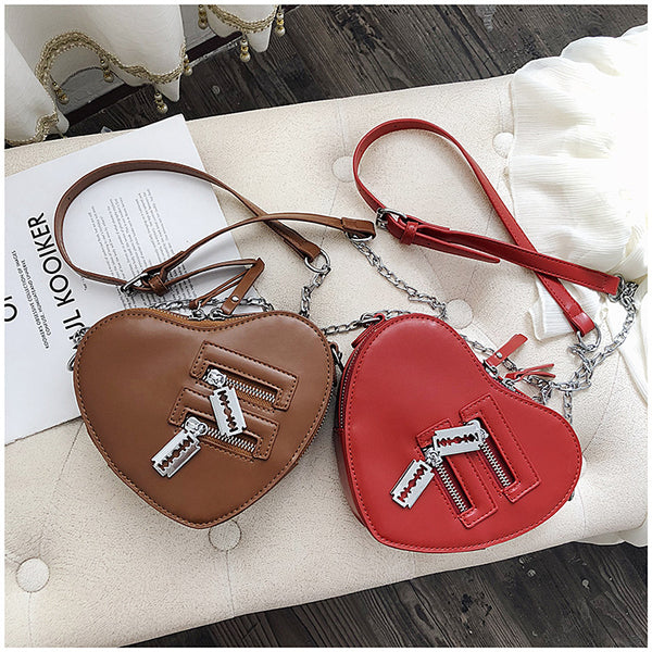 Gothic Heart Shaped Blade Zipper Chain Bag
