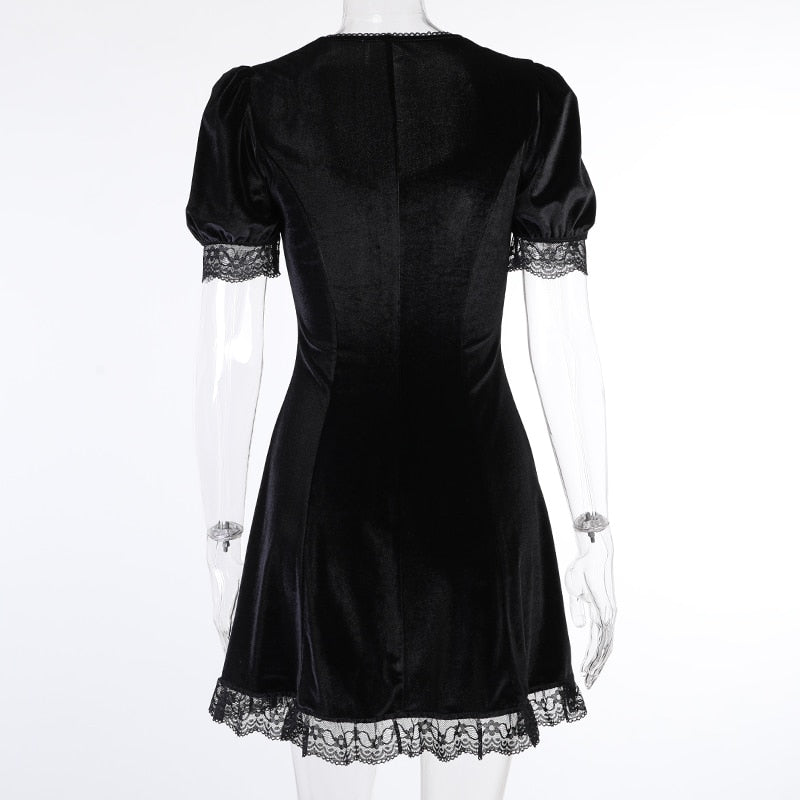 Gothic Vintage Lace Short Puffed Sleeves Mini Dress